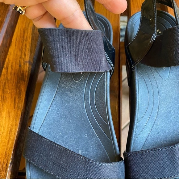 Bare Traps Gazelle Straps  Summer Sundal - Picture 3 of 7